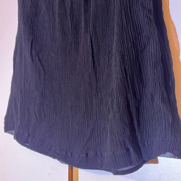 Banana Republic Women’s Silk Floral Sleeveless Blouse, Size S, 100 % Silk Shell - Picture 4 of 9